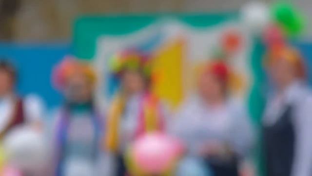 Украинский центр Хуторяночка. Иртышск 01.05.12г смотреть онлайн