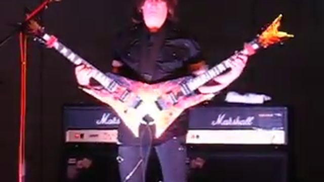 12.10.10 Michael Angelo Batio Workshop in Neubrandenburg double axe guitar смотреть онлайн