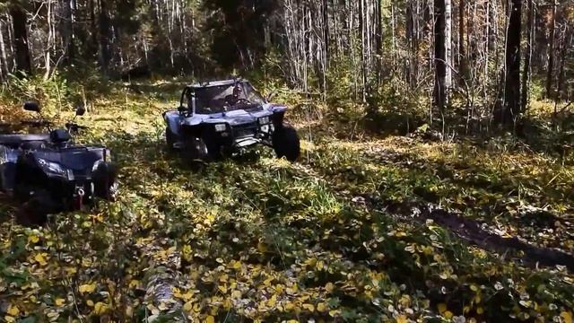 На багги и квадрике по грязи смотреть онлайн