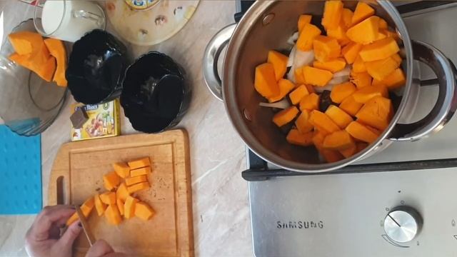 Крем-супчик из тыквы с грибами? смотреть онлайн