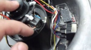 Kenwood JE 880 соковыжималка изнутри