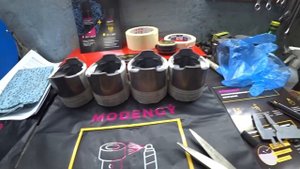 "MODENGY" антифрикционное покрытие ,наносим на поршни ОМ 615 .