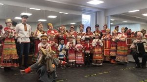В огороде бел козел...