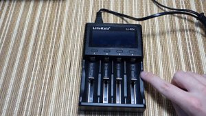 Liito Kala Lii-PD4 - универсальное зарядное устройство. Нужная вещь для фотографа.