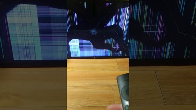 Разборка телевизора Xiaomi L32M5-AD с битой матрицей. смотреть онлайн