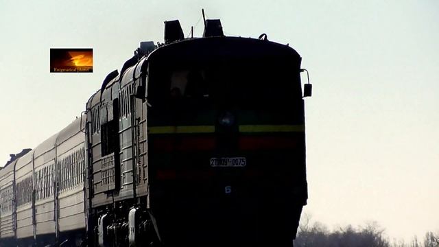 2ТЭ10УТ-0075 с пассажирским поездом №62 Николаев - Москва смотреть онлайн
