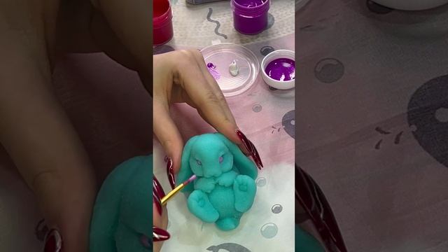 Заливка и роспись зайца #мыловарение #мылоручнойработы #мылосвоимируками