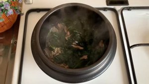 Миек кук из дорам. Миеккук. Суп из морских водорослей.Суп на день рождения