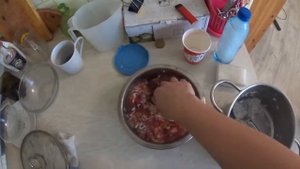 Мире повезло, сегодня чистая говяжья обрезь.