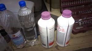 VW Polo sedan, 74 т.км, потекла помпа, замена подробно (Hepu P581)