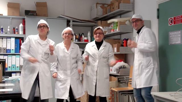 Pharrel Williams - Happy (We're Happy from Kemon!) смотреть онлайн