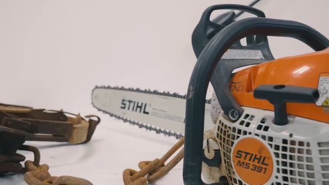 Using $35,000 Nike Air Mags As Work Boots смотреть онлайн