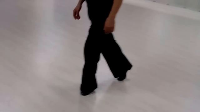 Tự tập khiêu vũ - Bí quyết đi Samba đẹp (thầy Lê Ảnh) смотреть онлайн