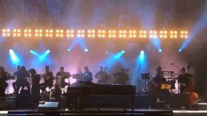 Святослав Вакарчук з оркестром. Холодно