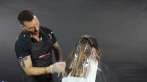 Matrix | How-to make a Balayage with Light Master Lift & Tone