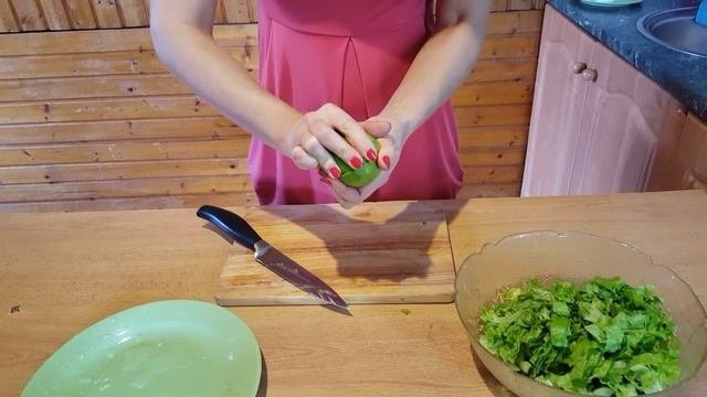 Сыроедение. Рецепт для начинающих: супер зеленый салат