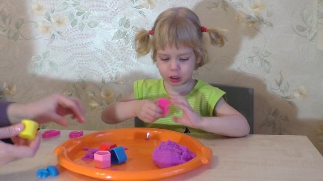 Кинетический песок для детей. Развивающие занятия для детей 2-3 лет. смотреть онлайн
