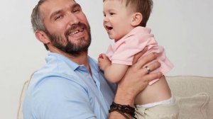 Анастасия Шубская показа трогательную встречу Александра Овечкина с сыном