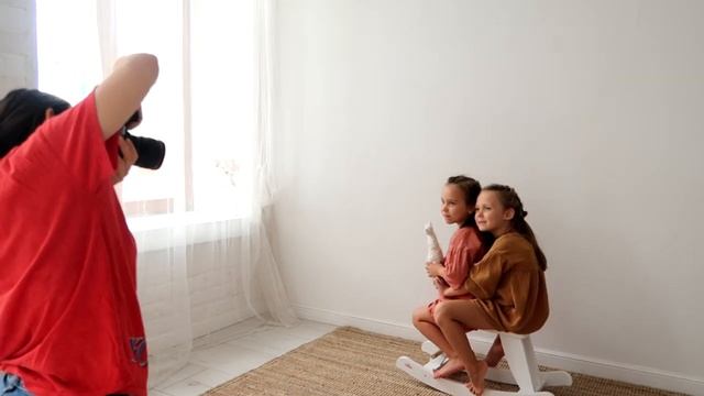 Как фотографировать детей| BACKSTAGE | В студии с естественным светом | Как снимает CANON G7X mark2 смотреть онлайн