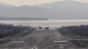 Russian Air Force MIG-31 Landing at Vladivostok Air Base/ Посадка МИГ-31БМ Центральная Угловая