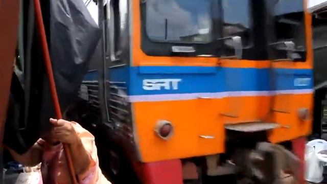 Самый опасный рынок в мире смотреть онлайн