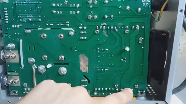 Веселый сварочный инвертор Радуга-180 с печальным концом. смотреть онлайн