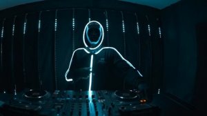 Meduza X Faithless X Alan Fitzpatrick X The Stickmen   More - PLAYED LIVE.mp4