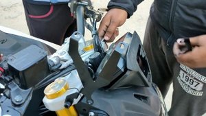 Windshield for bmw g310R| how to install windscreen in your bmw g310R| best for bmw g310r