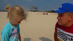 СОФИЯ СОБИРАЕТ СЕСТРУ В ДЕТСКИЙ САД. СОФУНЬЯ ШАЛУНЬЯ