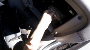 ⫷ Mazda │ Mazda MPV (Multi-Purpose Vehicle)  │ 2000 - 2005 │Cabin Air Filter Remove and Replace⫸