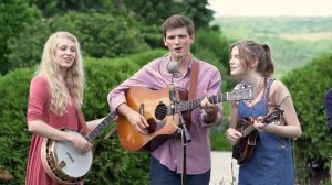 Wild Mountain Thyme - The Petersens (LIVE)