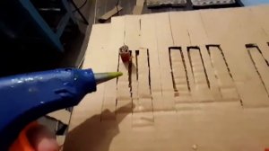 КАК СДЕЛАТЬ midi КЛАВИАТУРУ  ИЗ КАРТОНА  ДЛЯ ФЛ СТУДИИ пианино  из картона