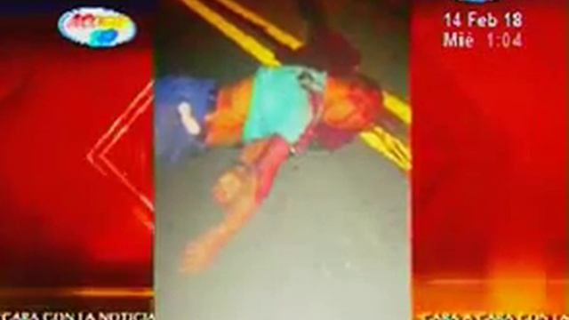 Motociclista muere instantáneamente tras perder el control смотреть онлайн