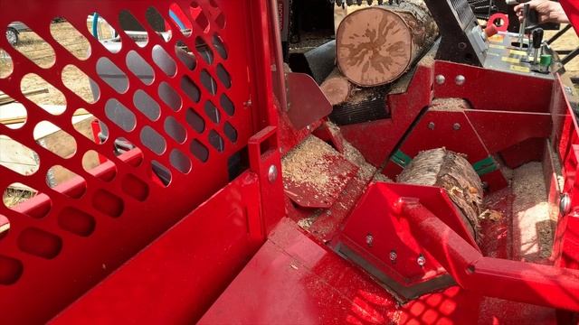 Japa 405. Дровокольный станок для профессиональной заготовки дров в промышленных масштабах. смотреть онлайн