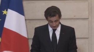 Sarkozy remet la légion d'honneur au grand rabbin Bernheim