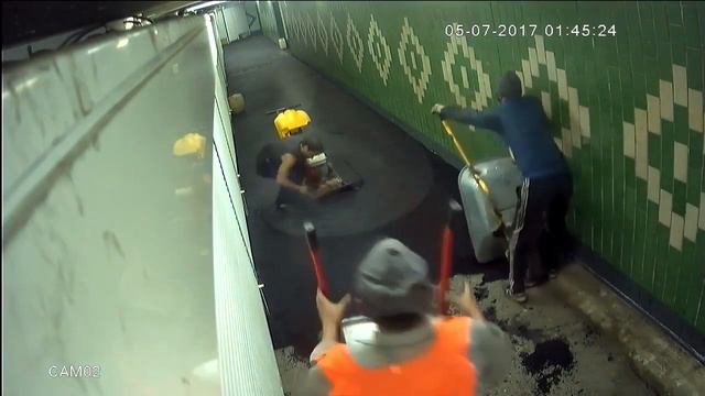 Как мы асфальт в подземном переходе меняли.. смотреть онлайн
