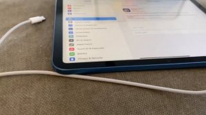 Apple 2022 10.9-inch iPad (Wi-Fi, 64GB) - Blue (10th Generation) - 1 Minute Review