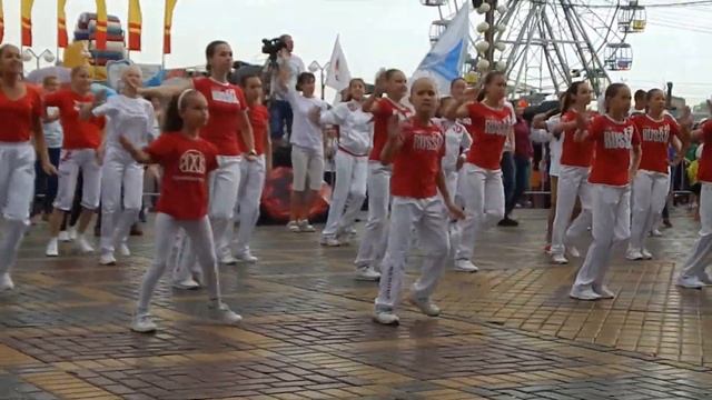 Утренняя зарядка со звездой-2016 смотреть онлайн