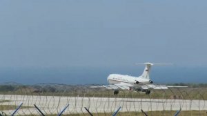 Посадка Ту-134 ВКС РФ на аэродром Бельбек