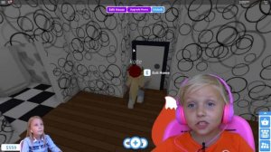 Николь как НЯНЯ для Алисы /Adopt me Babysitter Roblox / РОБЛОКС