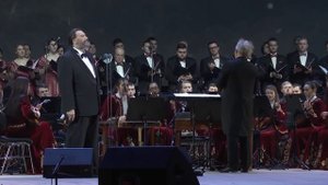 05 Стоит гора высокая