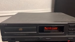 Sony compact disc CD player CDP-M18