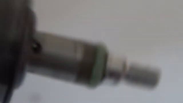 Нашёл почему плавали обороты и глох движок!!! смотреть онлайн