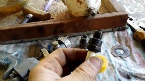 самодельный переходник. замена бачка пневматического краскопульта на Пэт бутылку часть 1