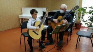 Работа с детьми на начальном этапе обучения в классе гитары. Дубровин А.Н.