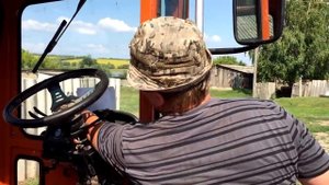 Самодельный трактор Т-150 К-700 с сигнализацией StarLine