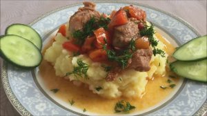 Голень индейки с помидорами и перцем в мультиварке-скороварке Brand 6051