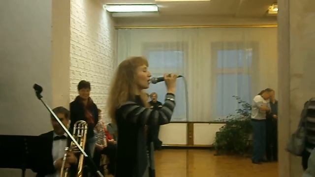 Ух какие танцы!!! - 2 Проснись и пой!!!