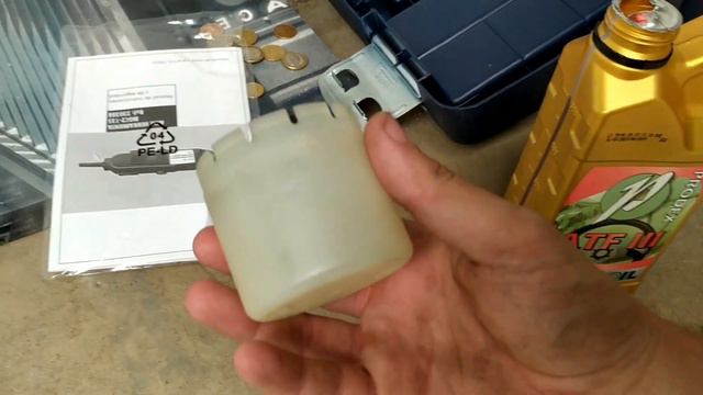 Tercer día intentando reparar el techo eléctrico dañado del peugeot 206 cc смотреть онлайн