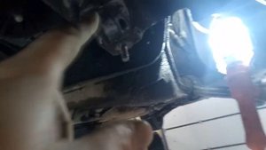 Замена левого сальника привода Audi A4 2000г.-2004г., 2 поколение седан, B6
